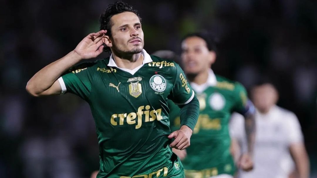 Palmeiras vence Atlético-MG, assume a liderança e seca o Botafogo no Brasileiro