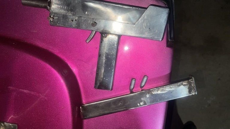 Polícia prende fabricante de armas caseiras no Rio de Janeiro
