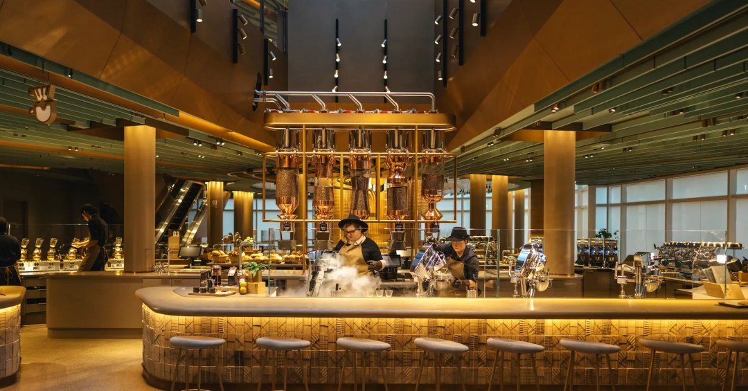 Chicago: visitamos o maior Starbucks d…