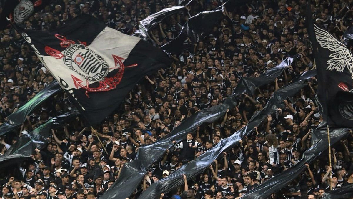 Corinthians x Flamengo: Timão volta atrás em aumento do preço dos ingressos