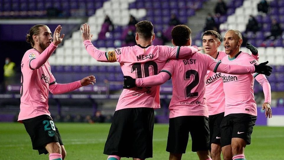 Ex-Barcelona detona Xavi e chama treinador de “desonesto“