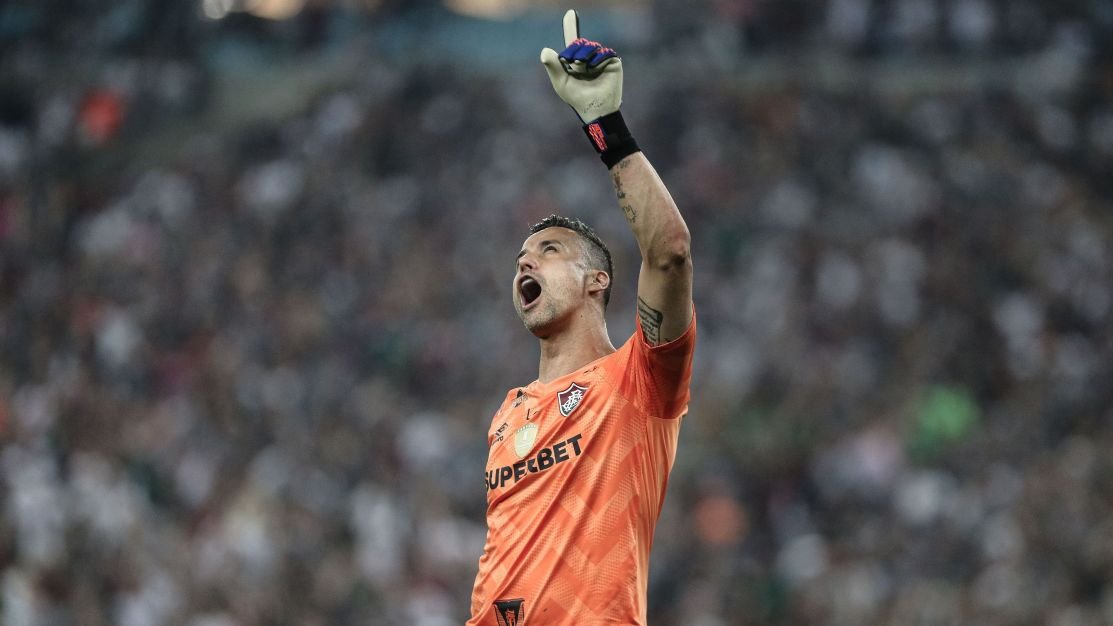 Fábio, do Fluminense, atinge marca histórica na carreira