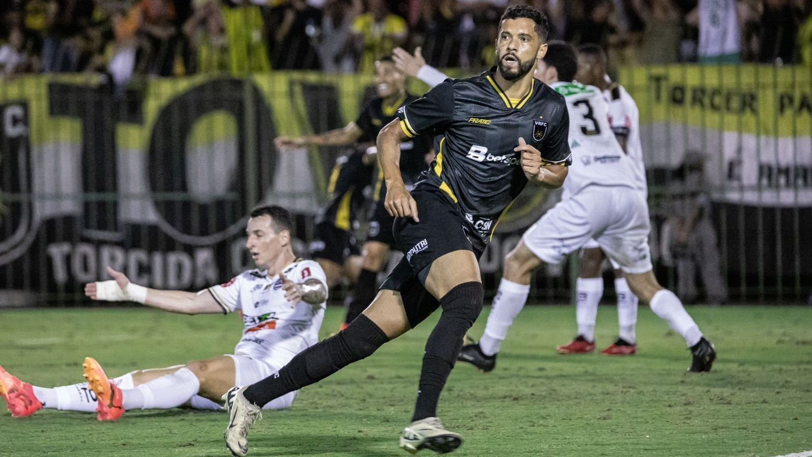 Final da Série C: Volta Redonda vence Athletic e larga na frente