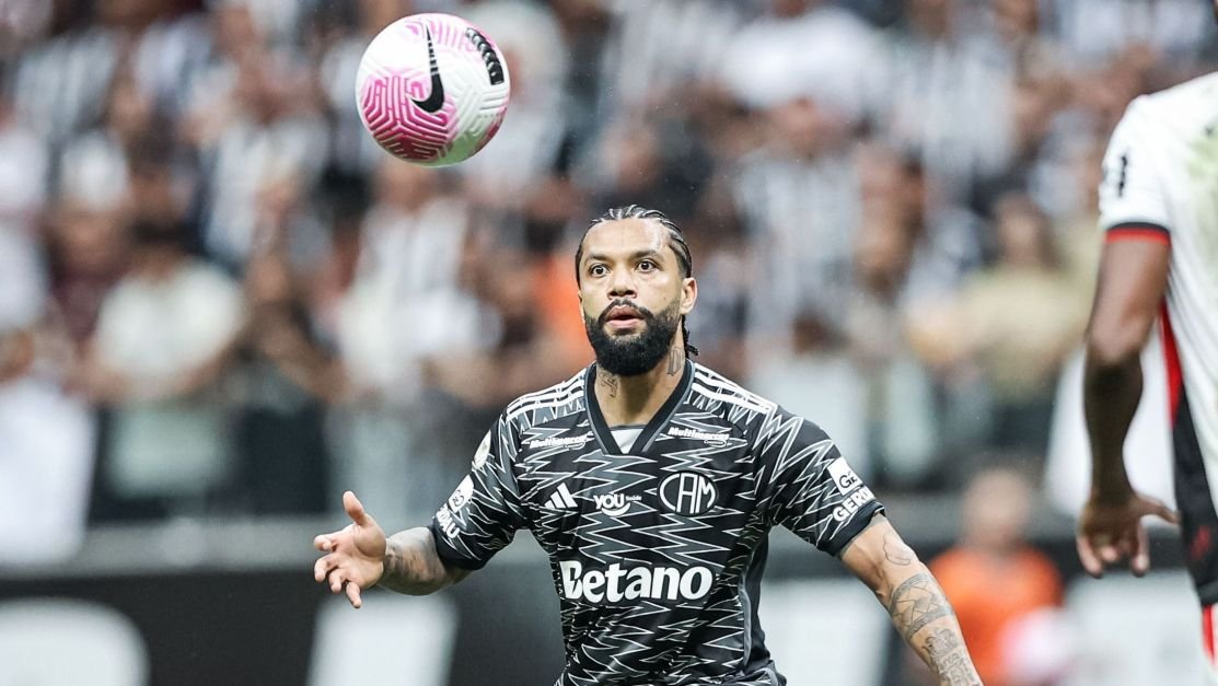 Otávio desabafa após “apagão“ do Atlético-MG contra o Vitória: “Inaceitável“