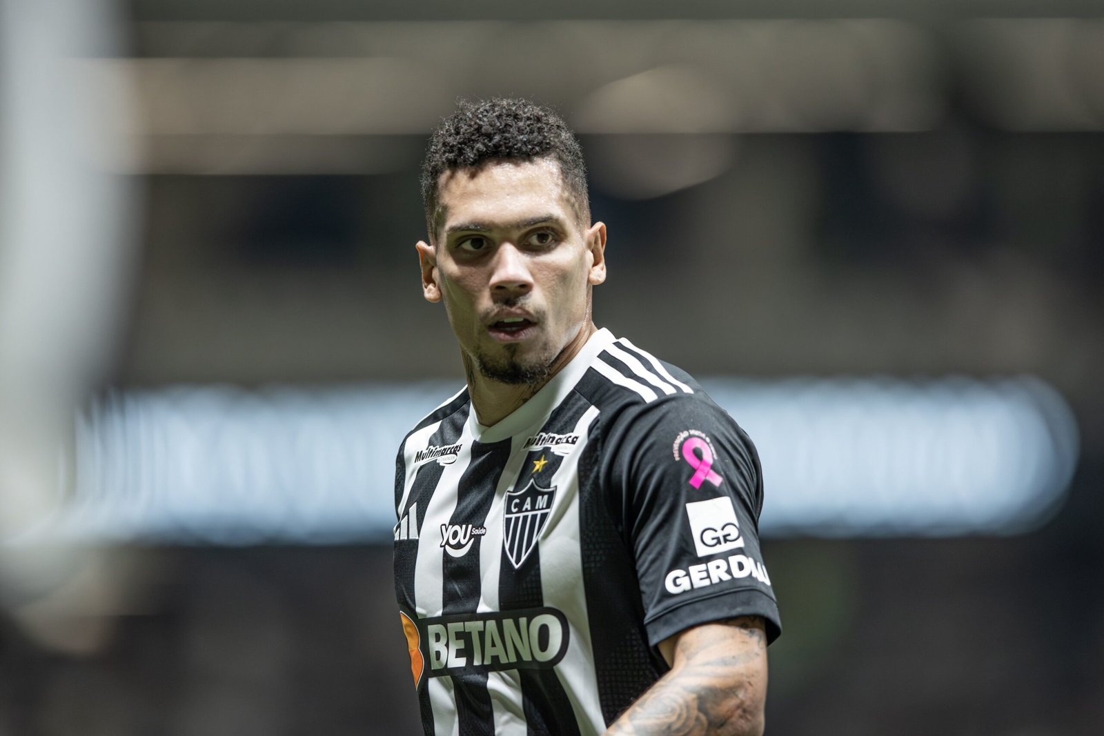 Qual é o “problema em estágio avançado“ revelado por Paulinho, do Atlético-MG