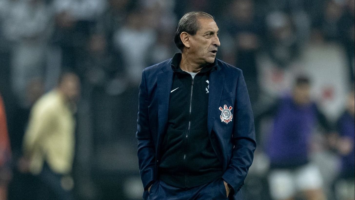 Corinthians: Ramón Díaz aponta os erros na eliminação da Sul-Americana