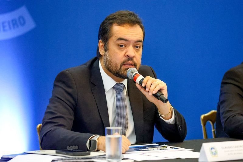 MP Eleitoral recorre ao TSE e reforça pedido de cassação de Castro