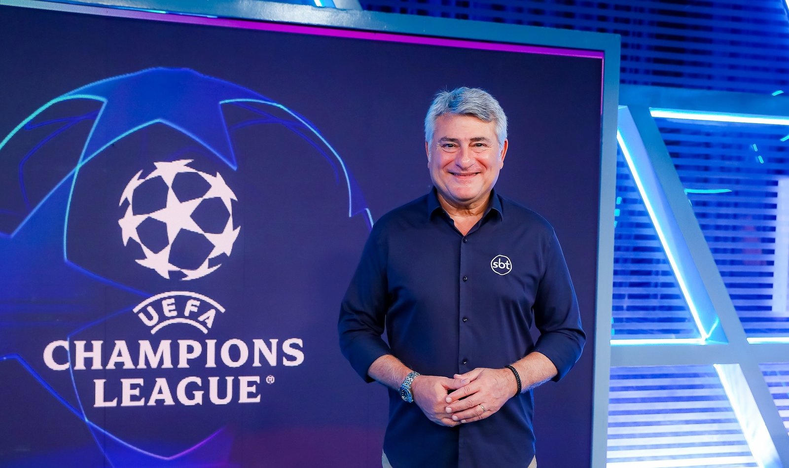 SBT define novo narrador da Champions League após saída de Cleber Machado