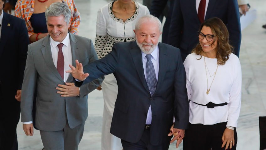 falou o que estava preso na garganta