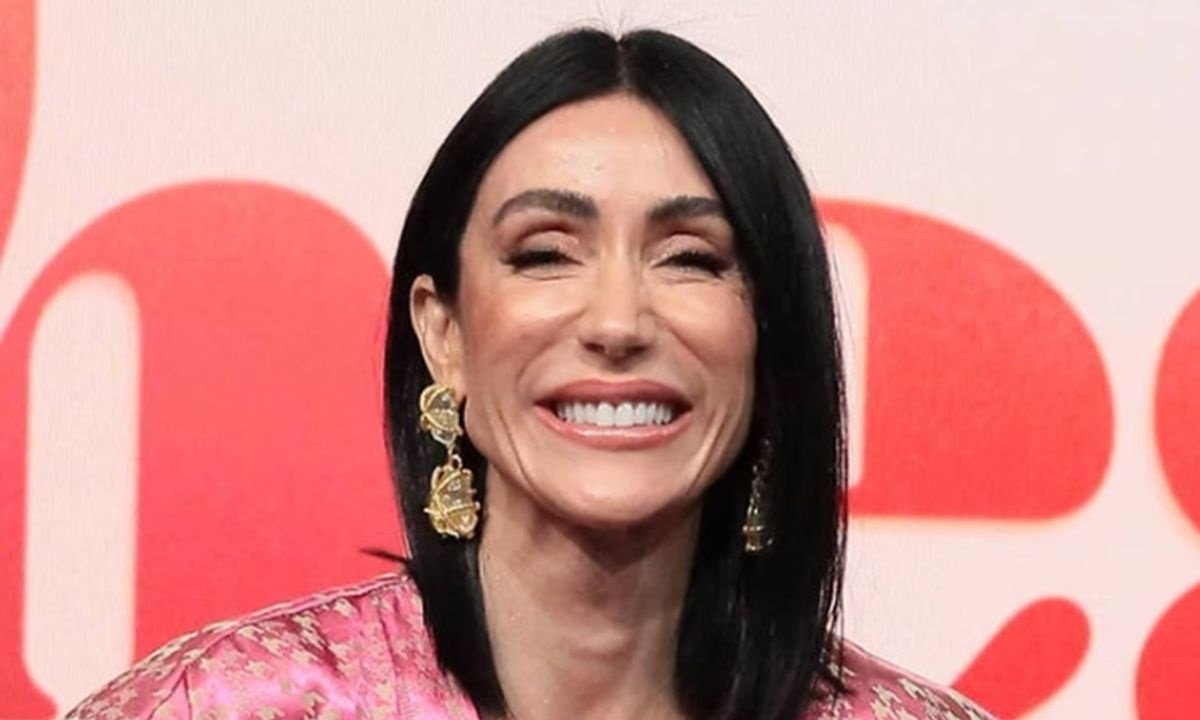 3 vezes que Michelle Barros vestiu a camisa e salvou o SBT