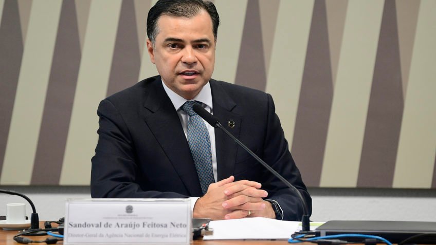 Aneel vai avaliar aumento de R$ 251 mi na conta de luz de 6 Estados