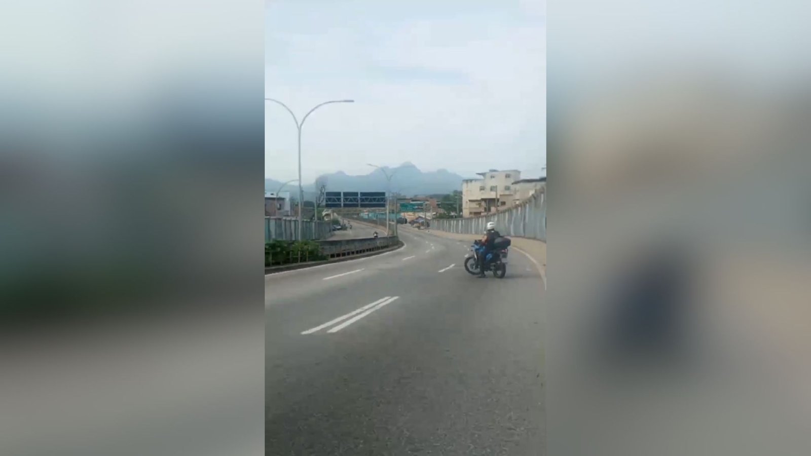 Polícia prende 13 suspeitos em operação no Complexo da Maré (RJ)