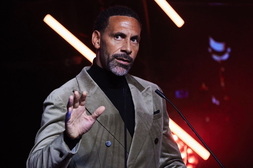 Rio Ferdinand pede paciência na reconstrução do Manchester United