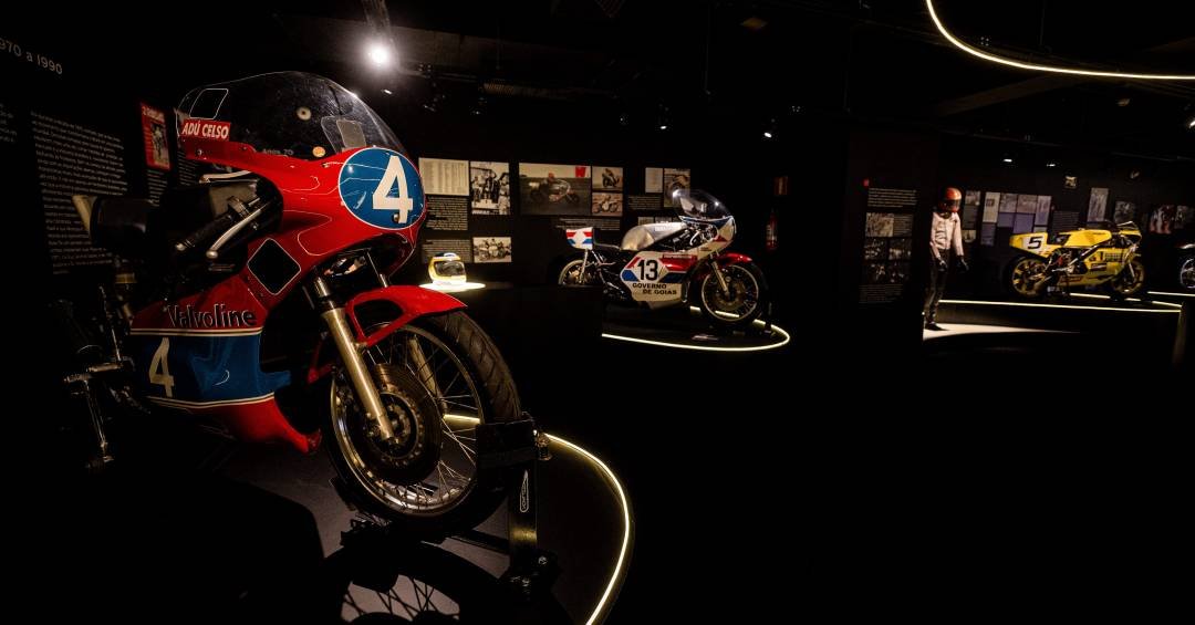 São Paulo: Exposição no Farol Santande…