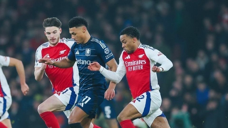 Arsenal abre 2 a 0, mas leva empate do Aston Villa na Premier League