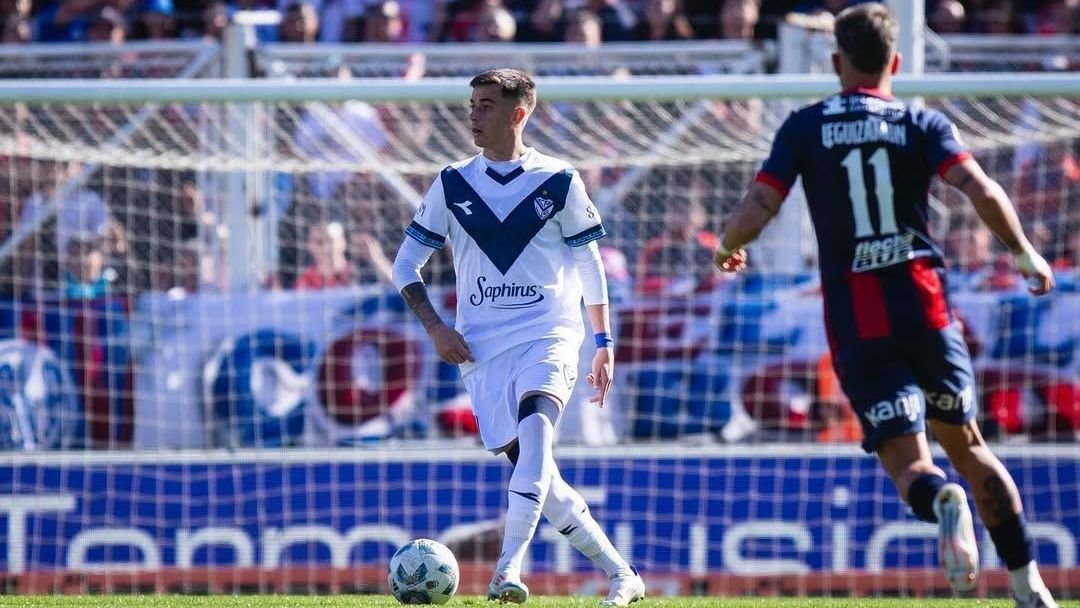 Cruzeiro avança por zagueiro destaque do Vélez, campeão argentino