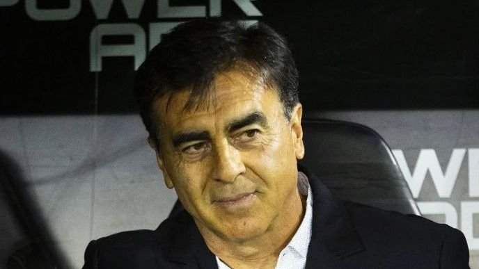 Gustavo Quinteros, novo técnico do Grêmio, inicia trabalho no CT Luiz Carvalho