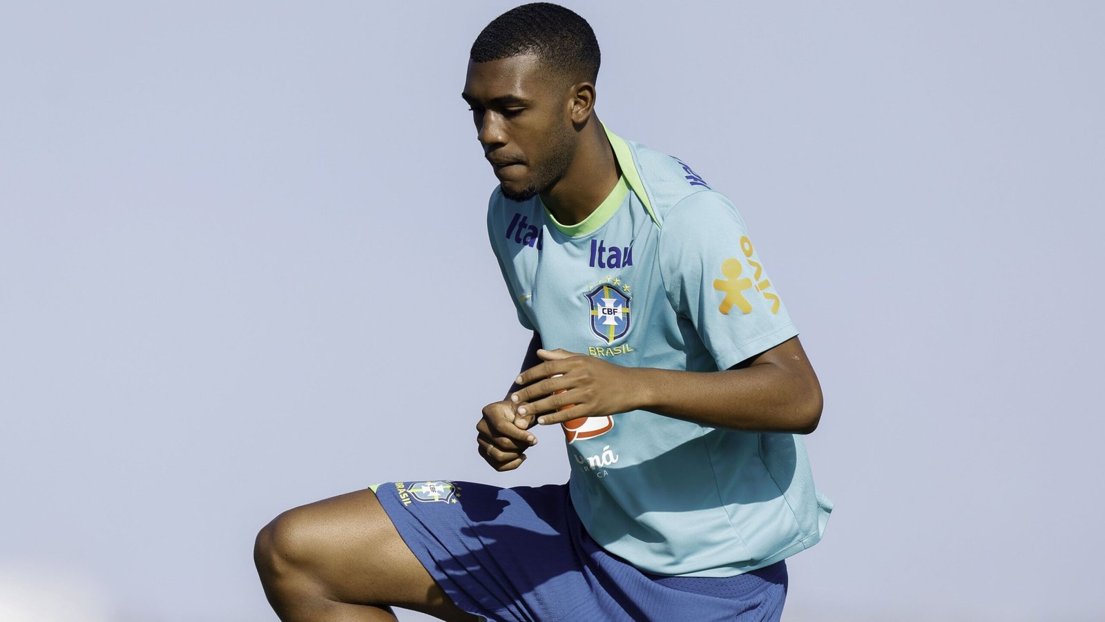 Rayan, do Vasco, é vítima de racismo de boliviano em jogo da Seleção Sub-20