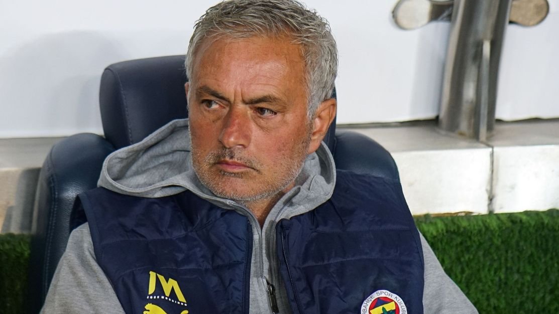 Galatasaray acusa Mourinho de fazer “declarações racistas“ após clássico