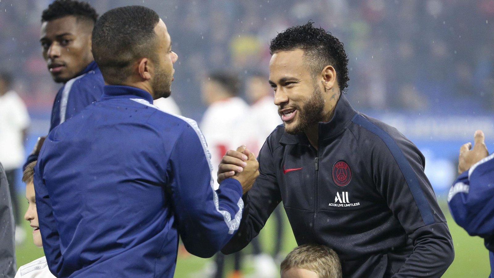 Memphis, do Corinthians, envia mensagem emocionante a Neymar; veja