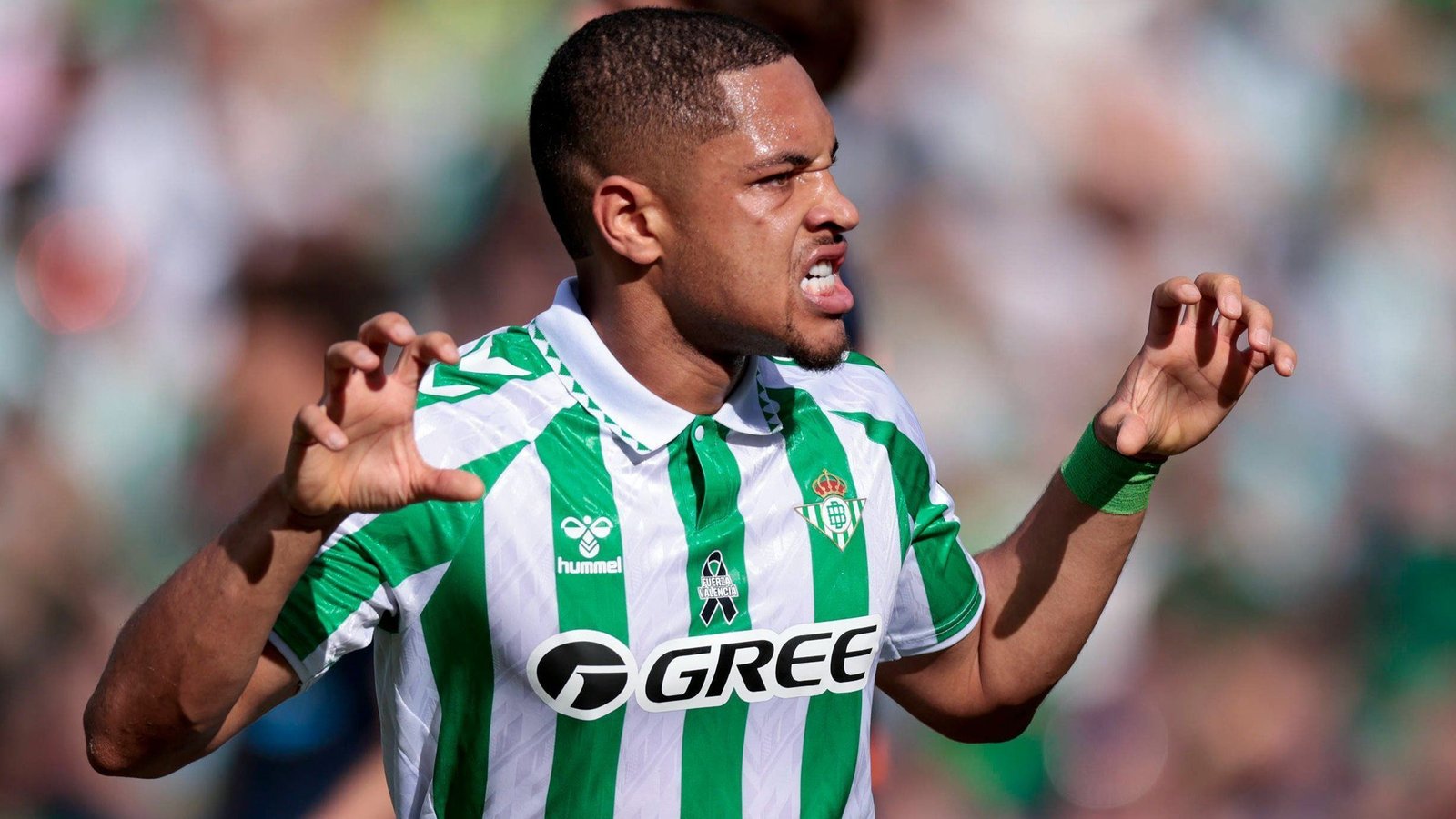 “Negócio quase fechado” sobre Vitor Roque no Palmeiras, diz jornalista