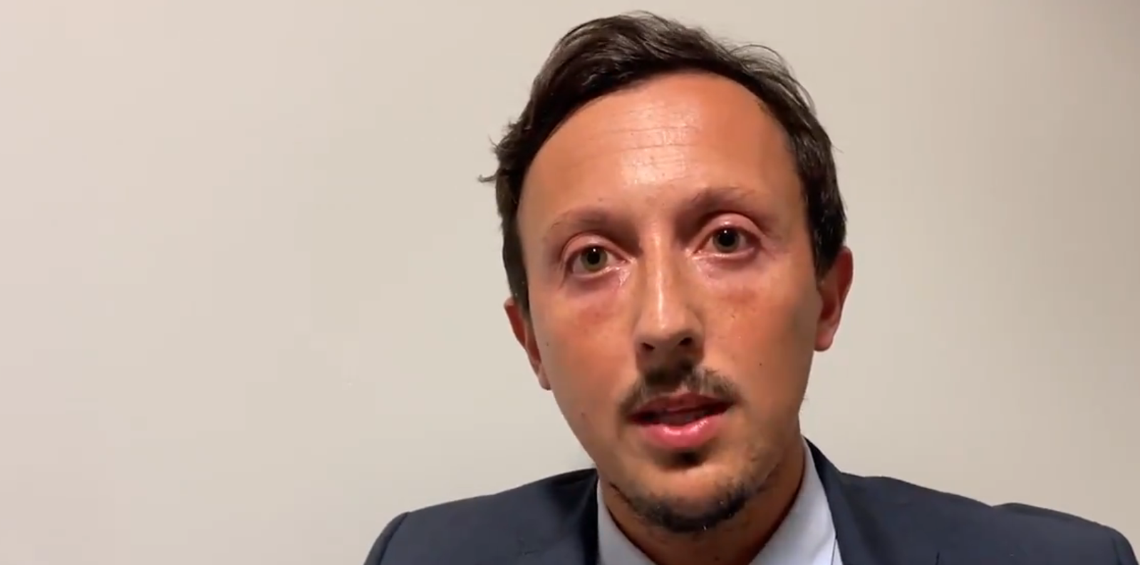 Se ameaçados, árbitros franceses poderão abandonar partidas, diz sindicato