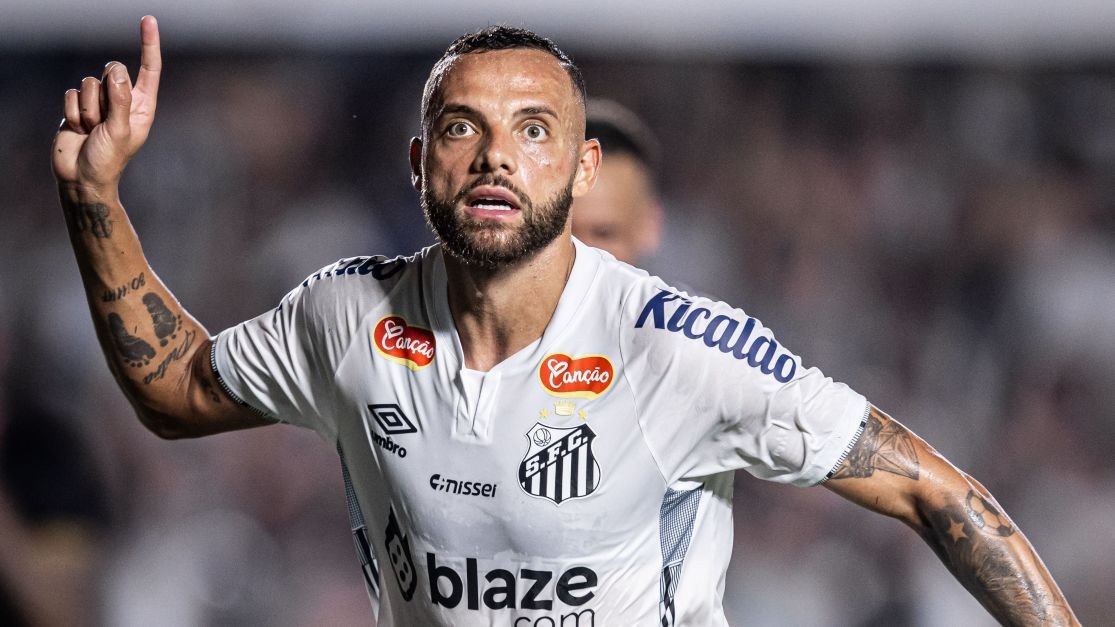 Guilherme admite que quase saiu do Santos, mas “Neymar” e técnico impediram