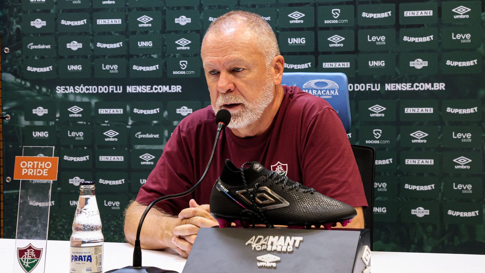 Mano Menezes é demitido do Fluminense após estreia no Brasileirão
