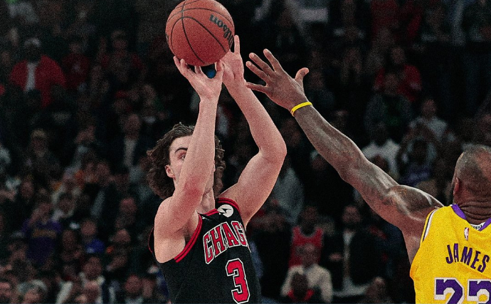 NBA: cesta do meio da quadra sobre Lebron James dá vitória aos Bulls; veja
