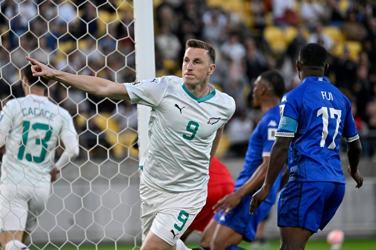 Nova Zelândia e Nova Caledônia decidem vaga da Oceania para a Copa
