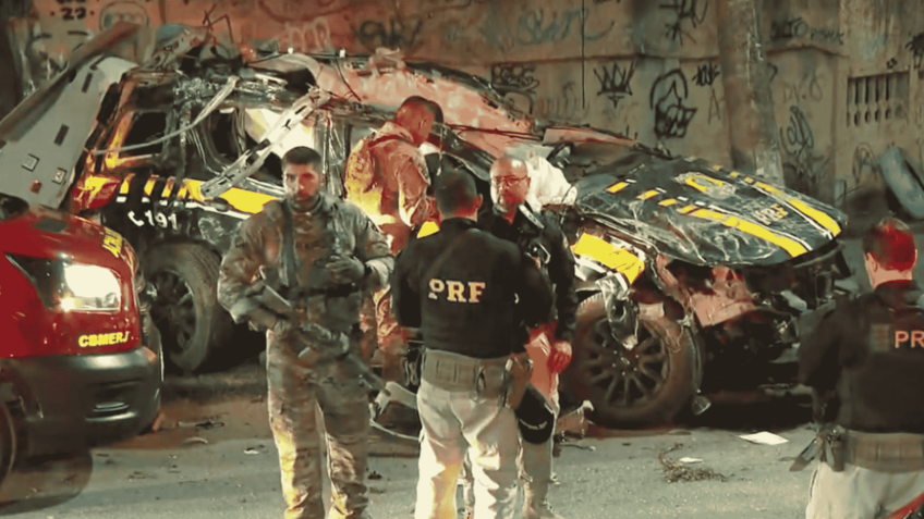 3 PRFs morrem em acidente durante perseguição a motociclistas
