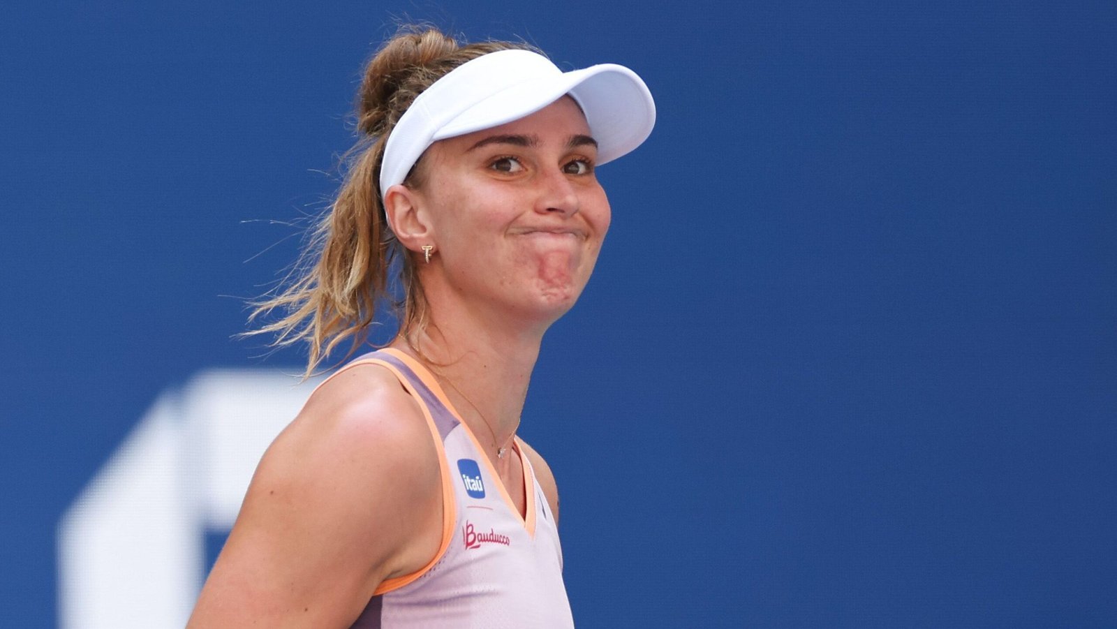 Bia Haddad perde batalha contra Bencic, que vai às oitavas do Madrid Open
