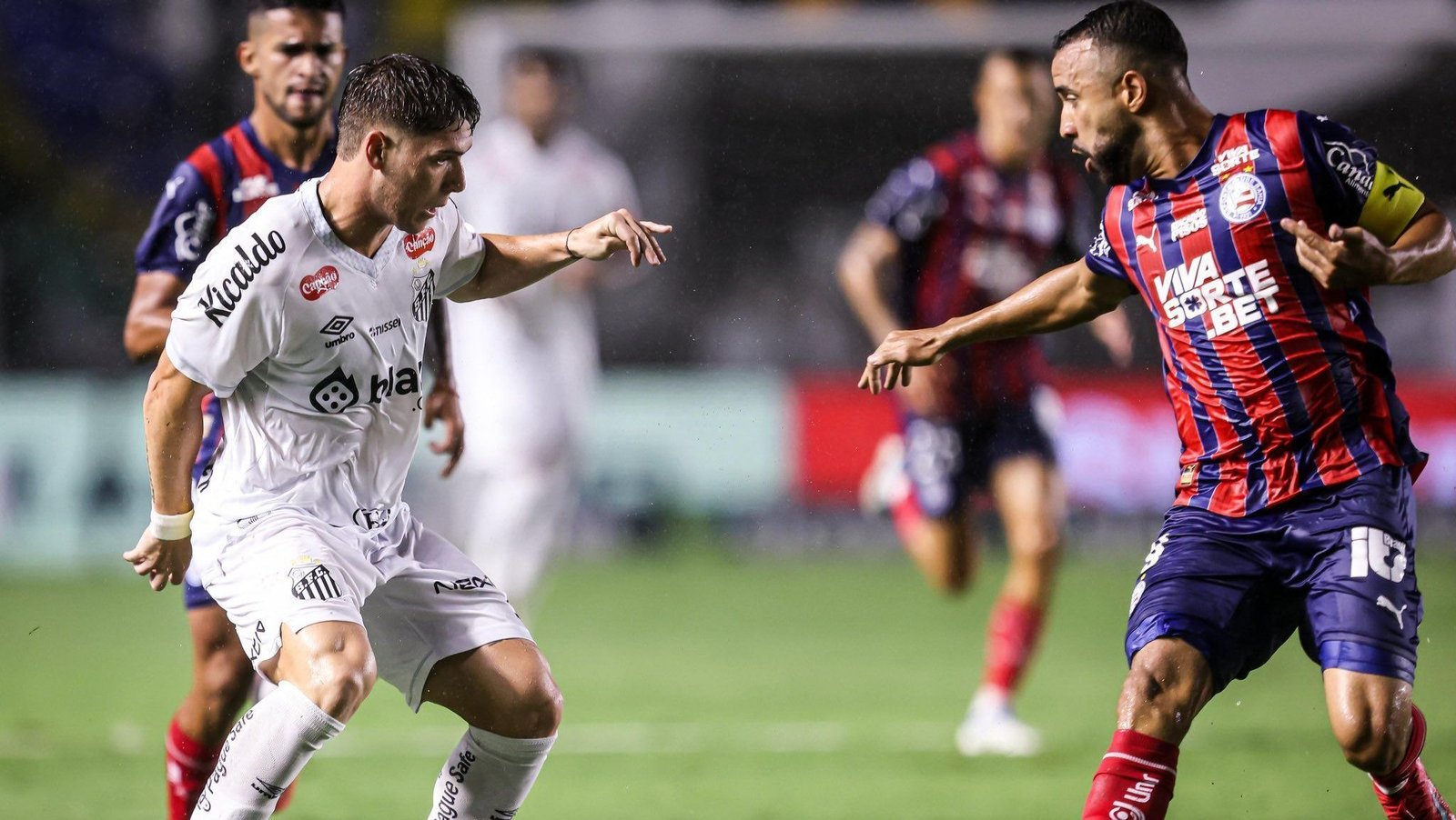 Brasileirão: Santos e Bahia empatam na Vila Belmiro e seguem sem vencer