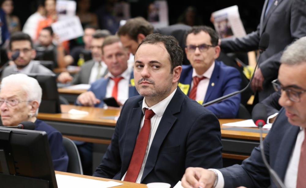 Glauber Braga apresenta recurso contra cassação de seu mandato