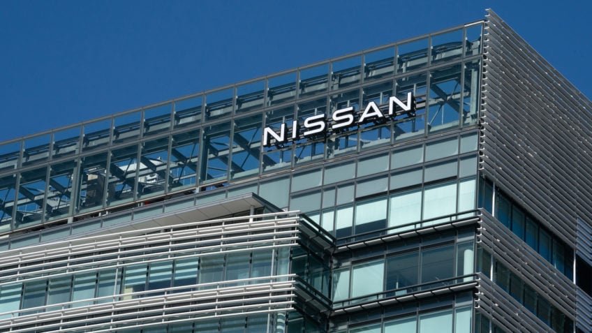 Lula participa de lançamento industrial da Nissan no Rio