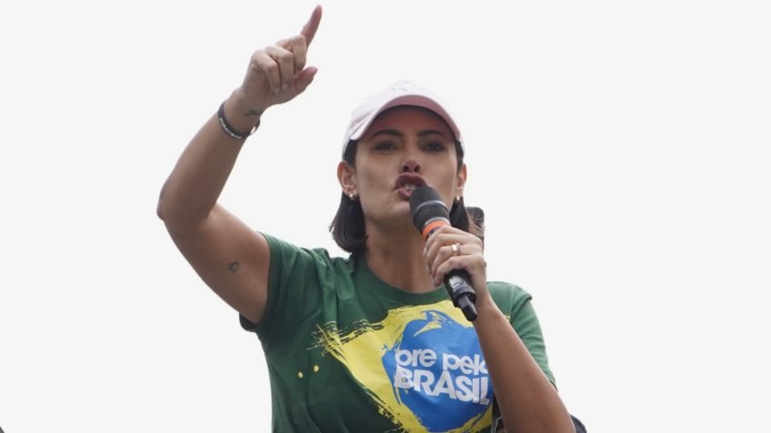 Michelle Bolsonaro e Lula empatam no RJ, diz Paraná Pesquisas