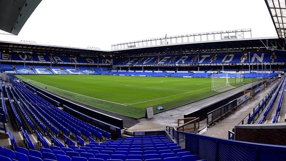 Everton desiste de demolição e Goodison Park será a casa do time feminino