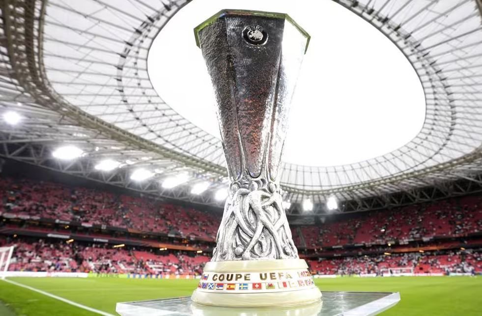 Tottenham 1 x 0 Manchester United: siga os lances da final da Europa League