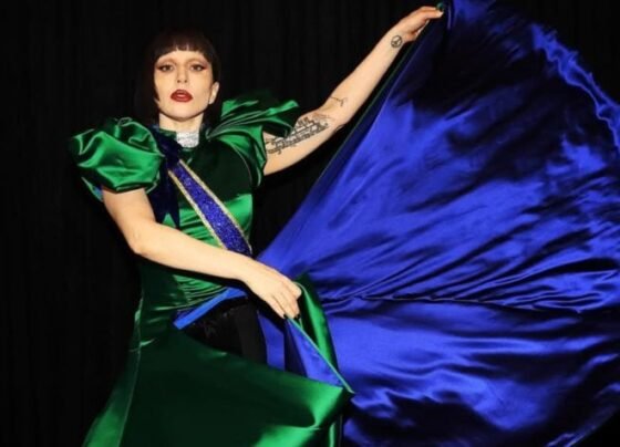 Na imagem acima, a cantora Lady Gaga durante o show em Copacabana, no Rio